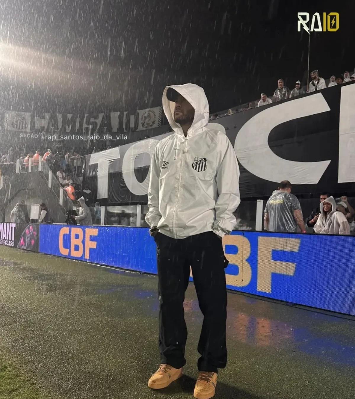 包含内马尔重返赛场，重返赛场首场状态出色，公牛观众沸腾！观众掌声雷动的词条-九游品牌中心